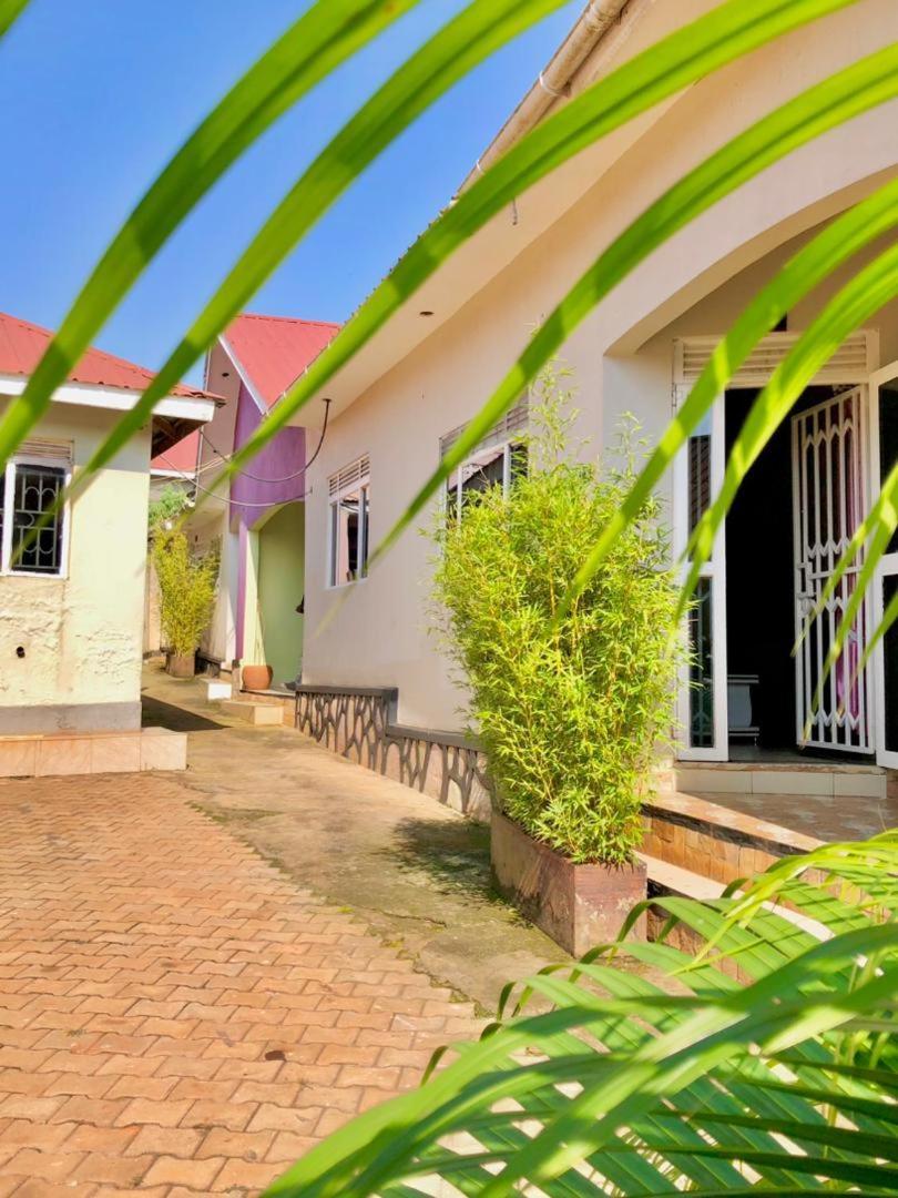 Airport Shoebill Hotel عنتيبي المظهر الخارجي الصورة